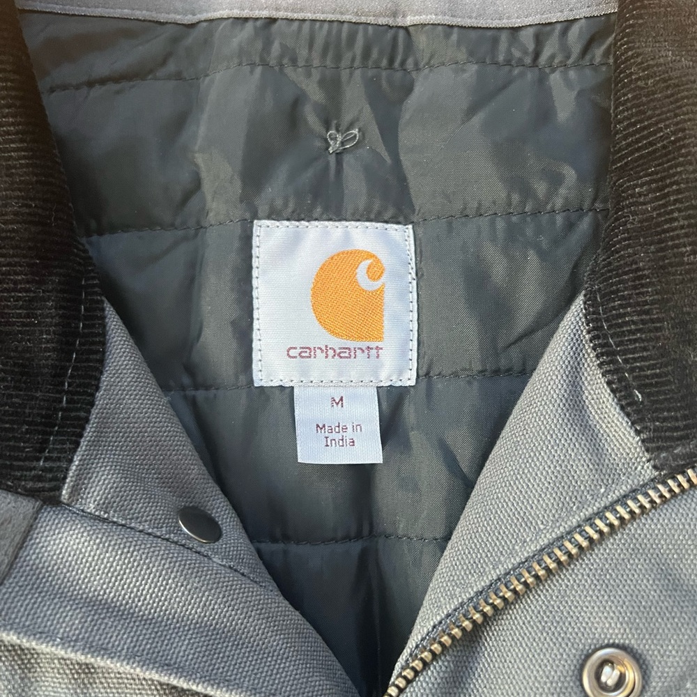 Men’s NWOT Grey Carhartt Insulated Coat